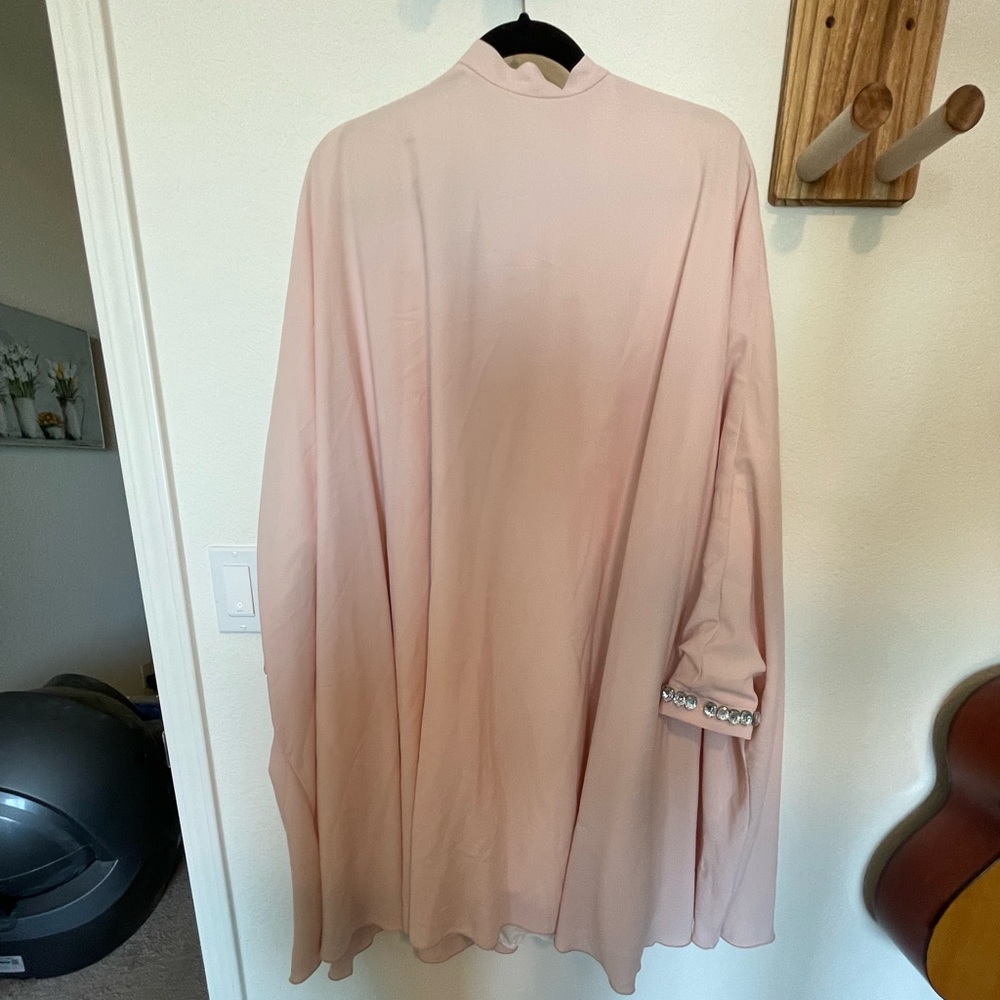 Anna Hariri pink top and bottom, embellished sleeves